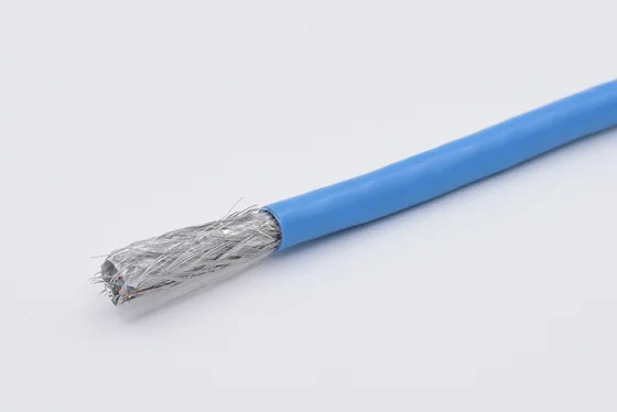 Network cable / 网络线